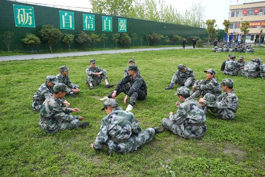 哪里有问题孩子湖南长沙特训学校(图2)