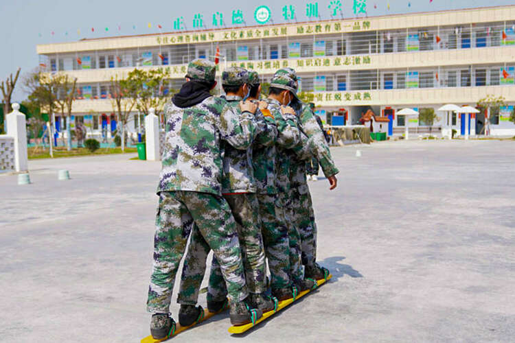 哪里有问题孩子湖南长沙特训学校(图1)